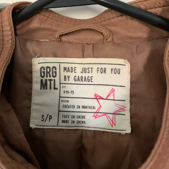 Fake leather jacket - Picture 2 of 3